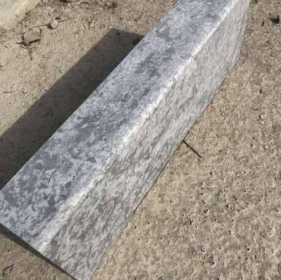 青石路沿石的專業(yè)制作、安裝與銷售服務(wù)